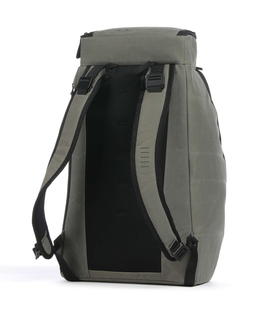 Db Hugger 25L Backpack forest green