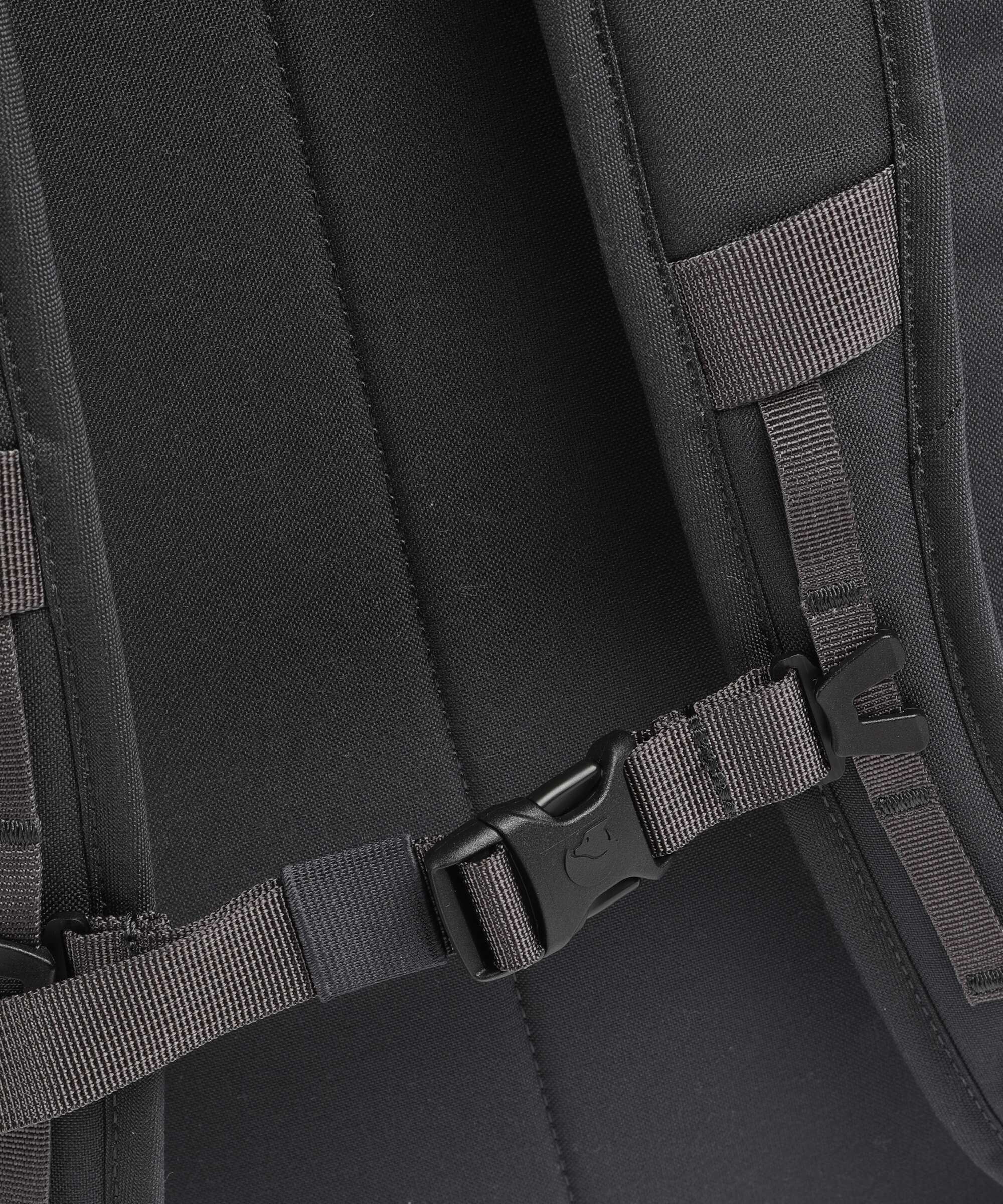 Fjällräven Vardag 25 Backpack coal black