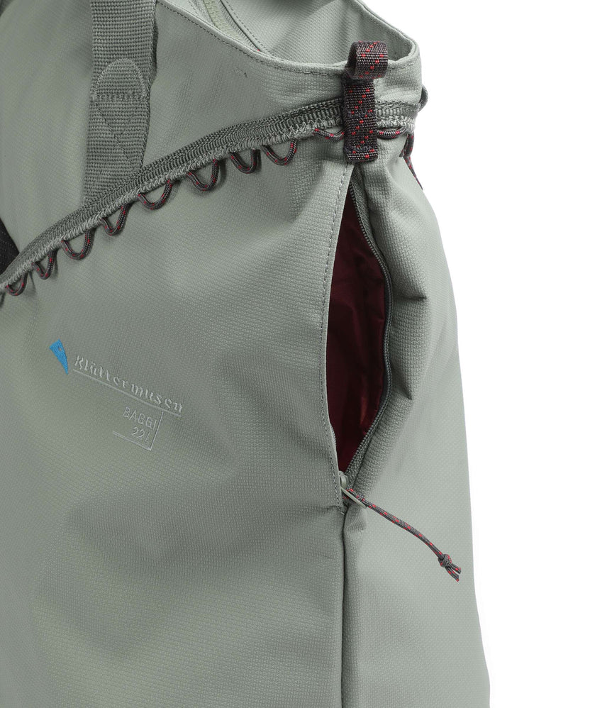 Klättermusen Baggi 22L Hobo bag faded green