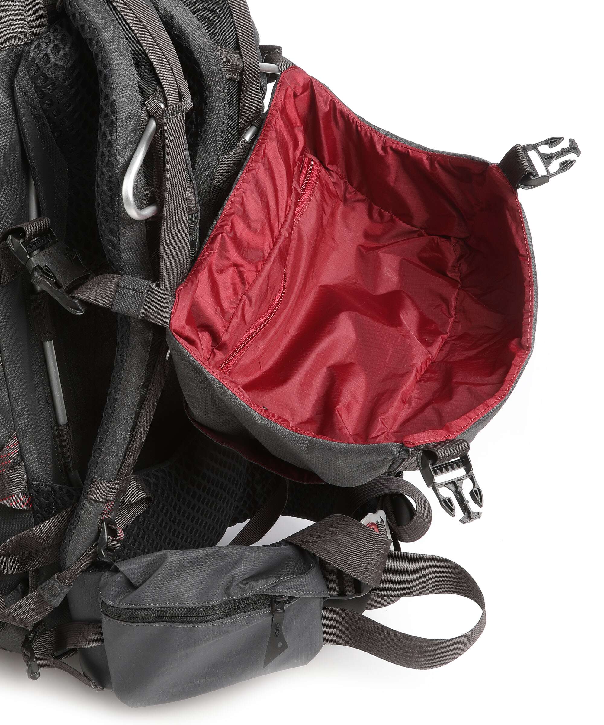 Klättermusen Bergelmer 40 Hiking backpack raven