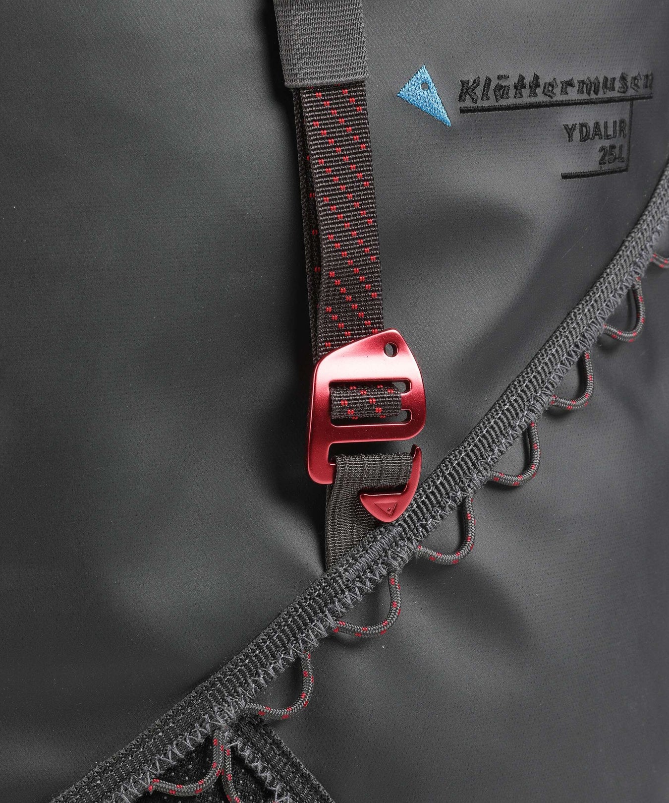 Klättermusen Ydalir 25L Weekend bag raven