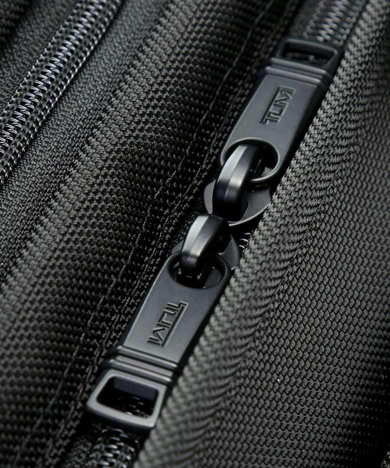 tumi Alpha 3 Briefcase black