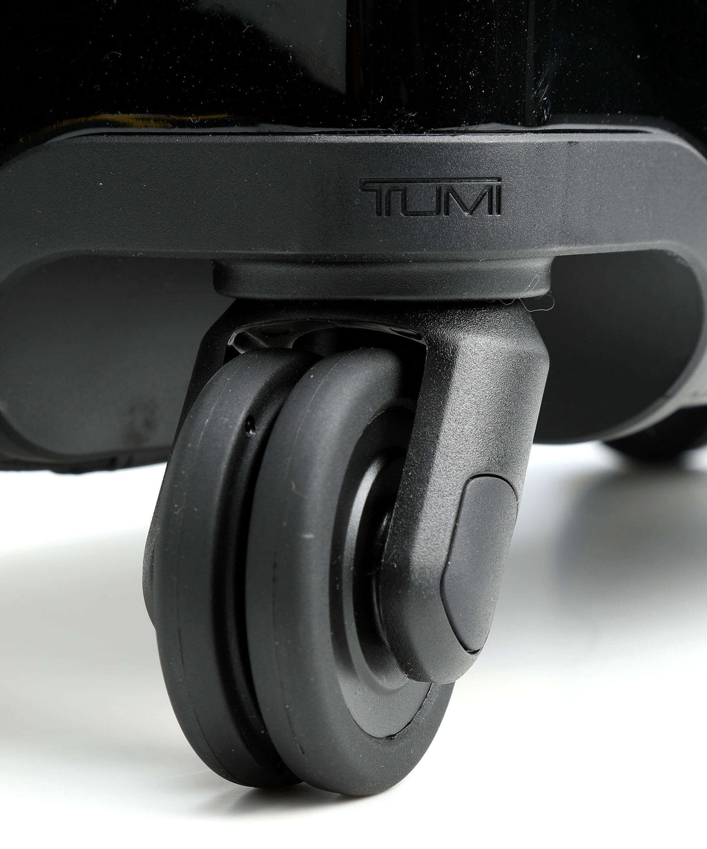 tumi V4 Rolling briefcase black