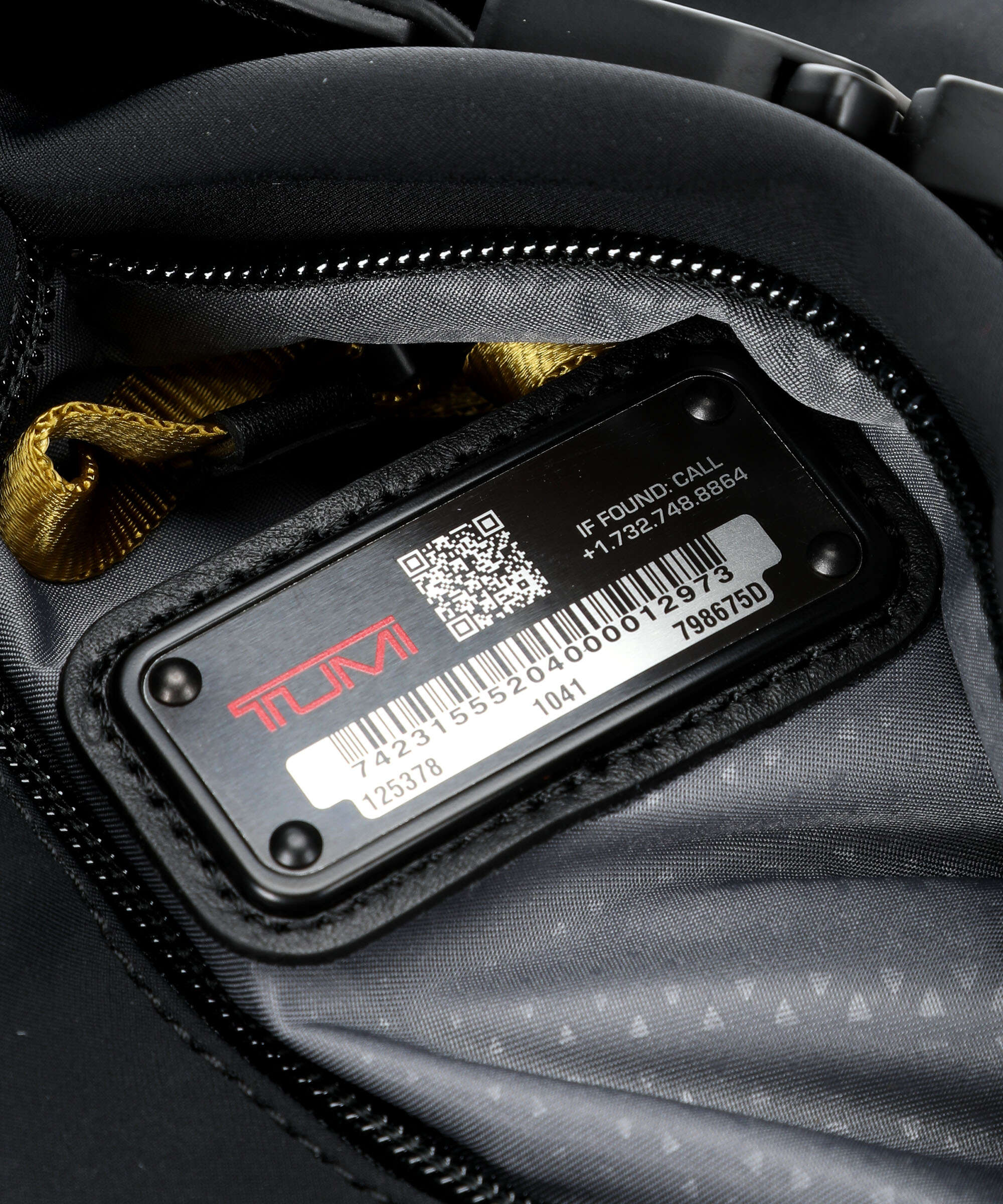 tumi Tahoe Bozeman Sling bag black