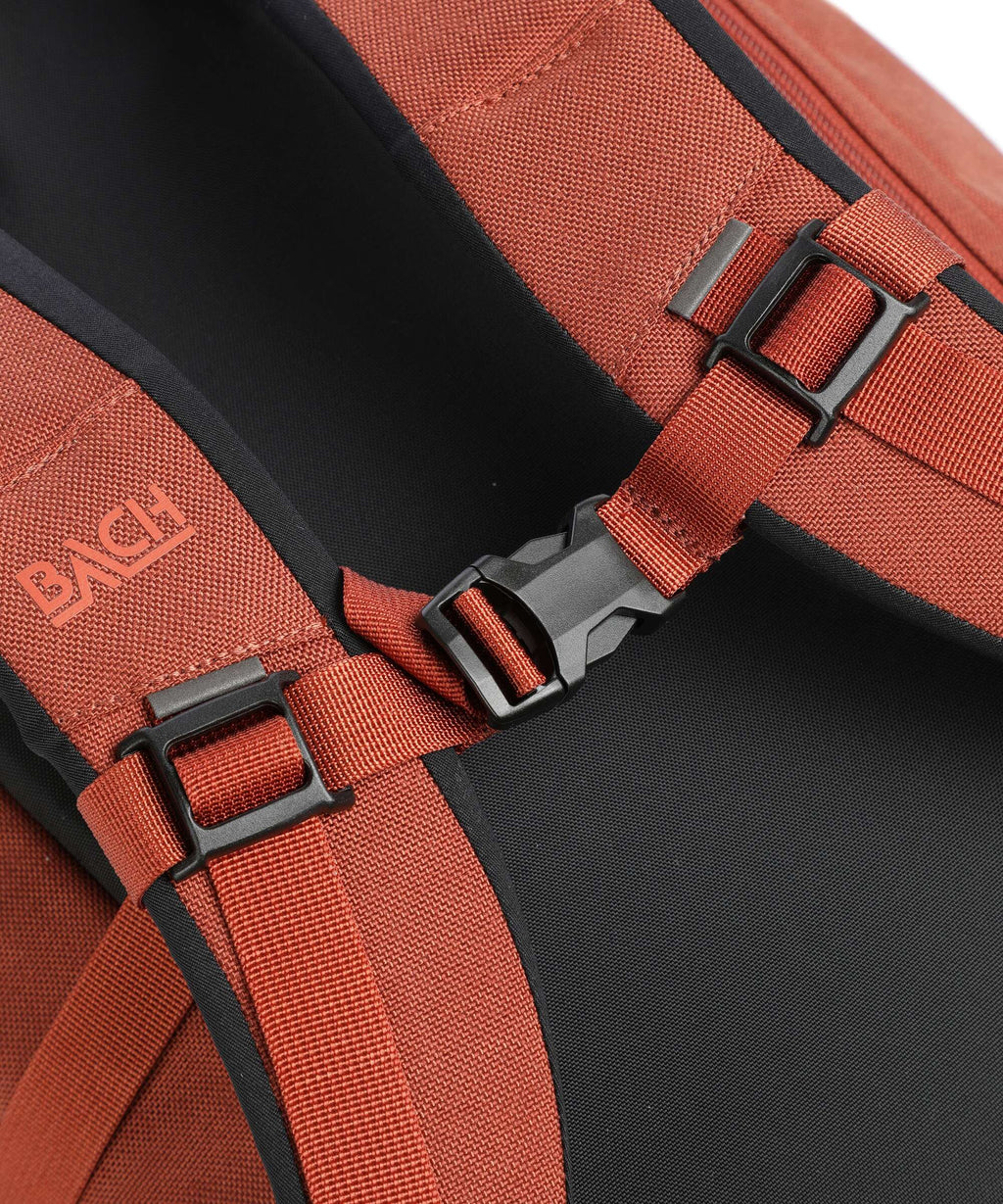 Bach Dr. Trackman 25 Backpack picante red