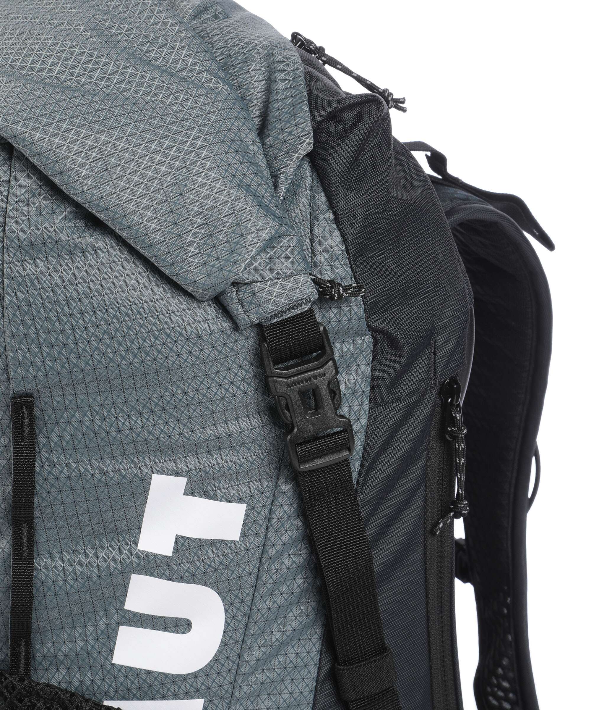 Mammut Ducan Spine 28-35 W Hiking backpack strata black
