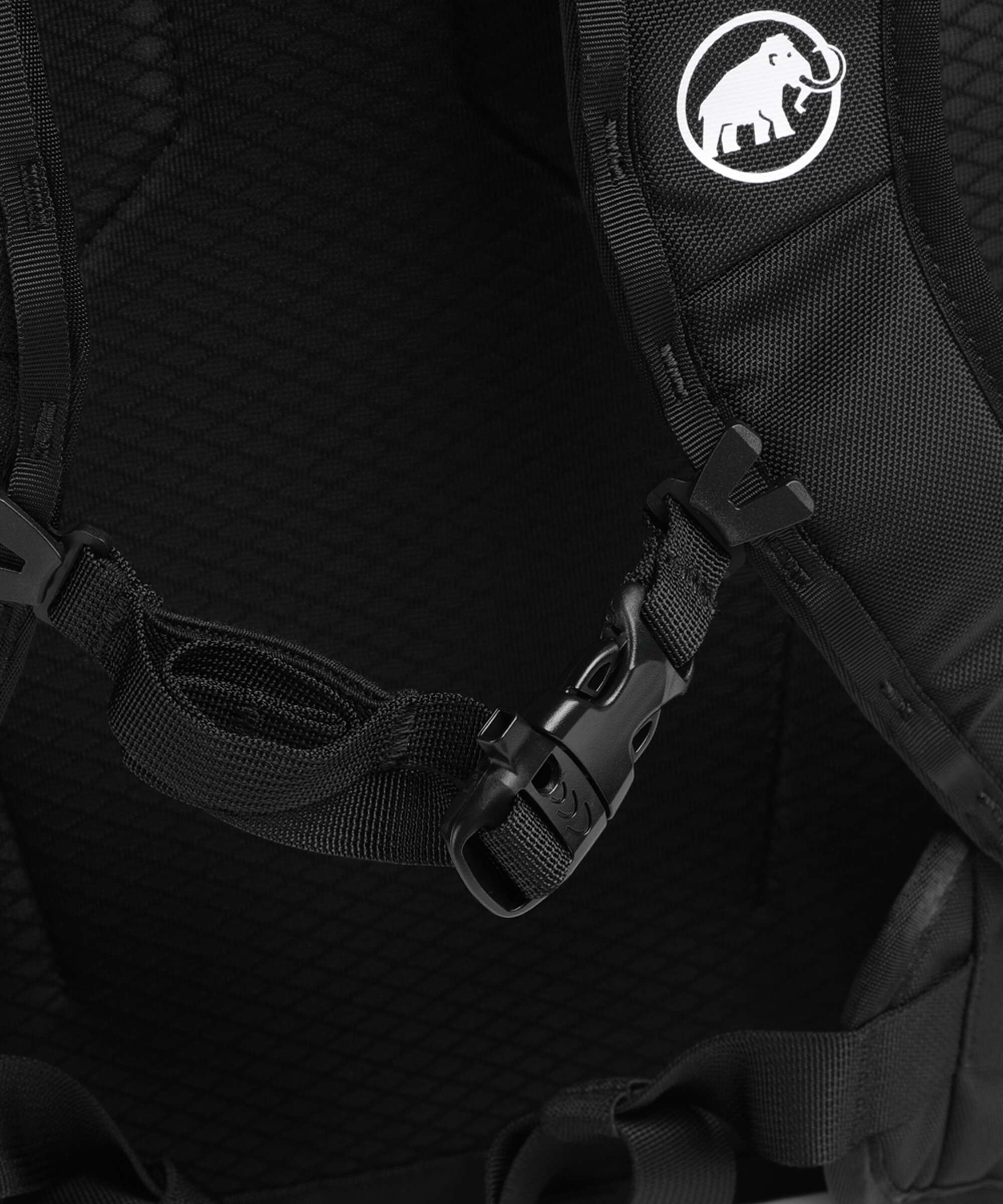 Mammut Nirvana 18 Hiking backpack marsh/black