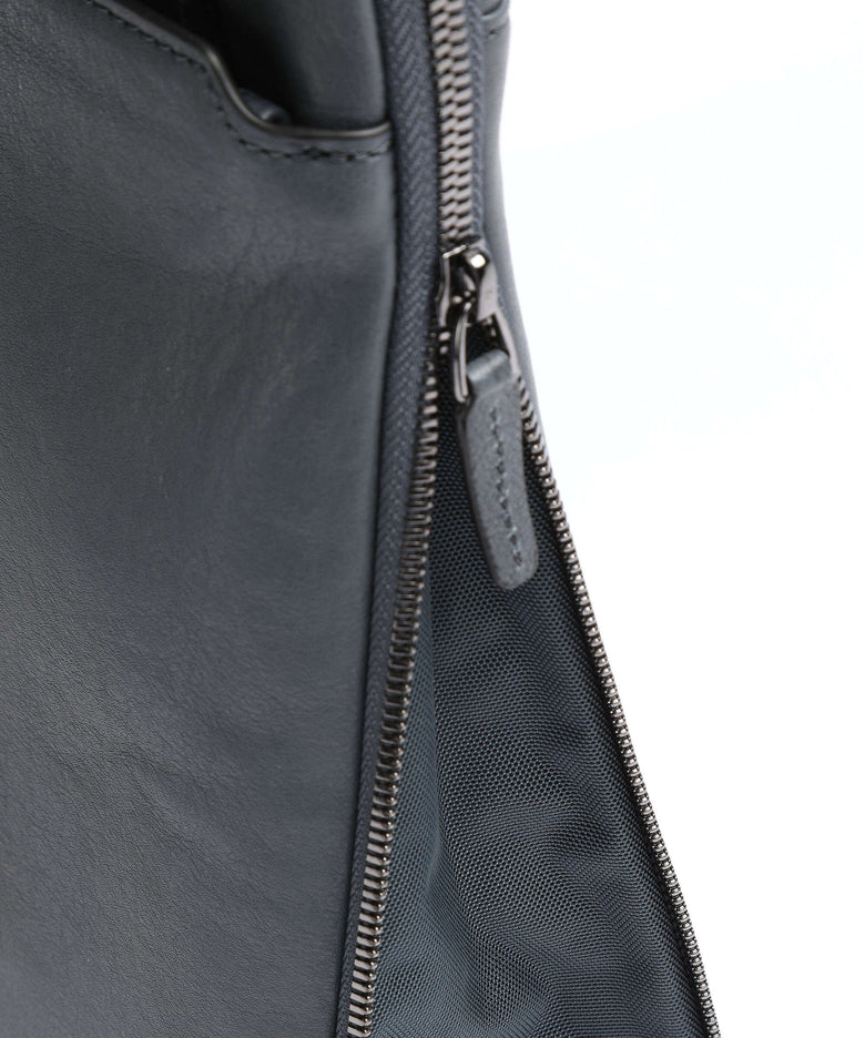 Piquadro Black Square Briefcase blue ocean