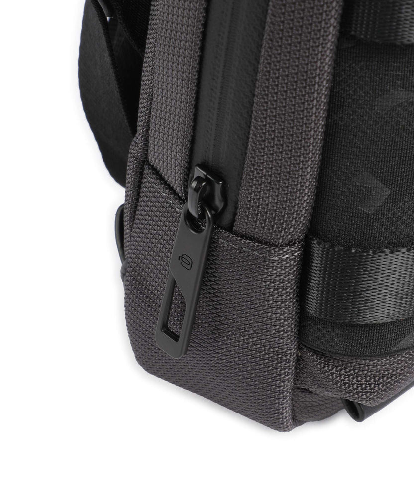 Piquadro FX Crossbody bag nero
