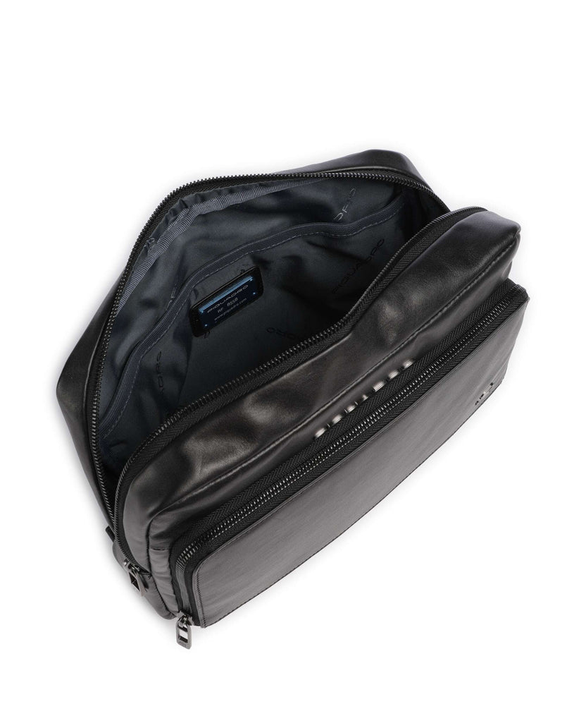 Piquadro W136 Crossbody bag nero