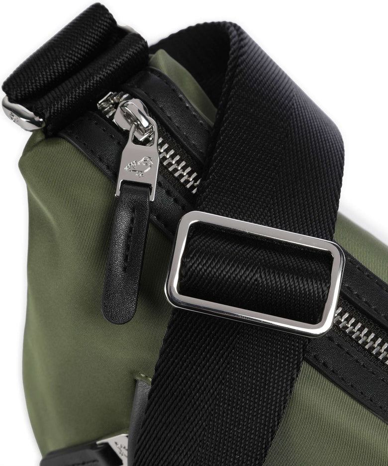 Mandarina Duck Hunter Hobo bag military green