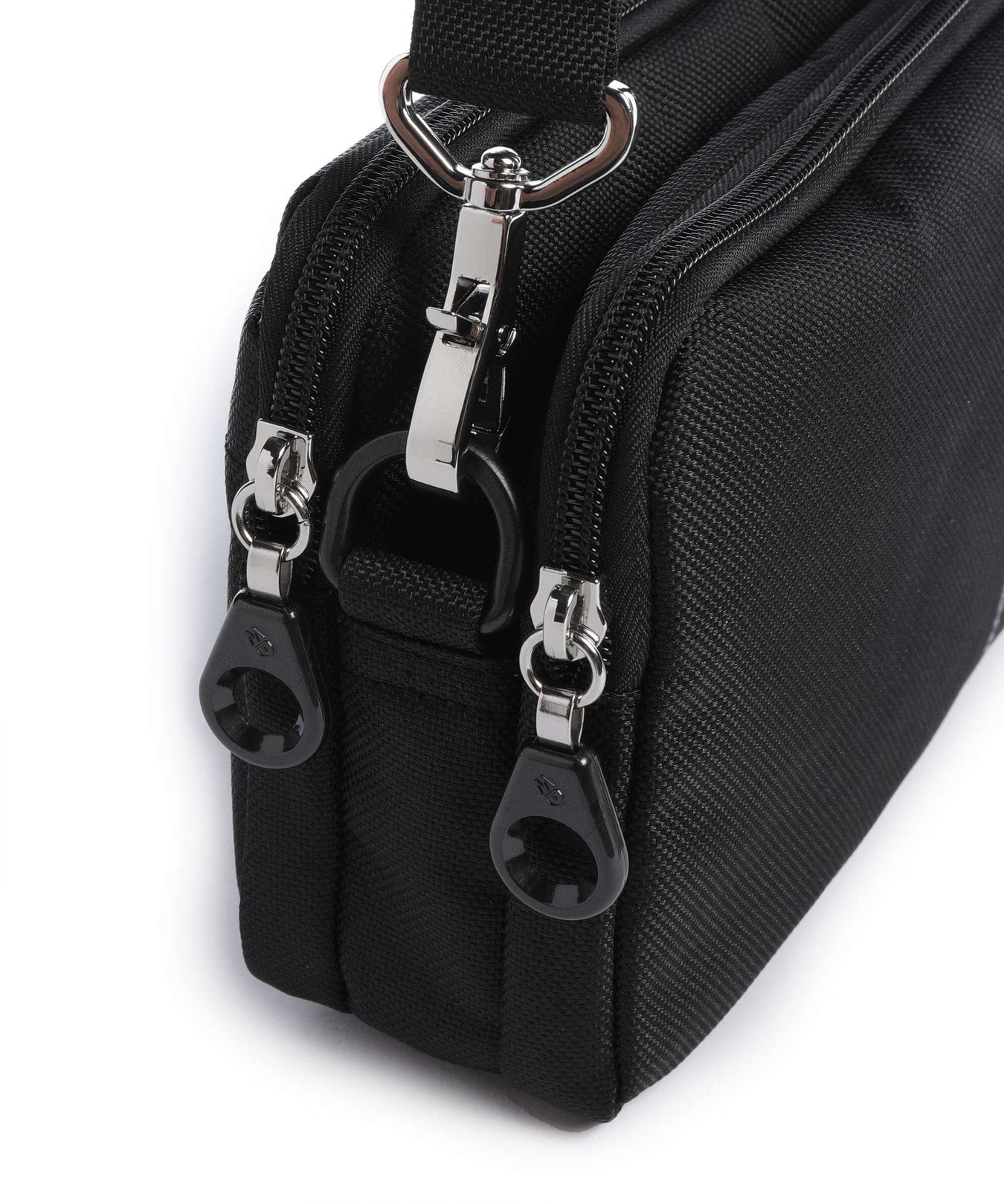 Mandarina Duck MD20 Crossbody bag black