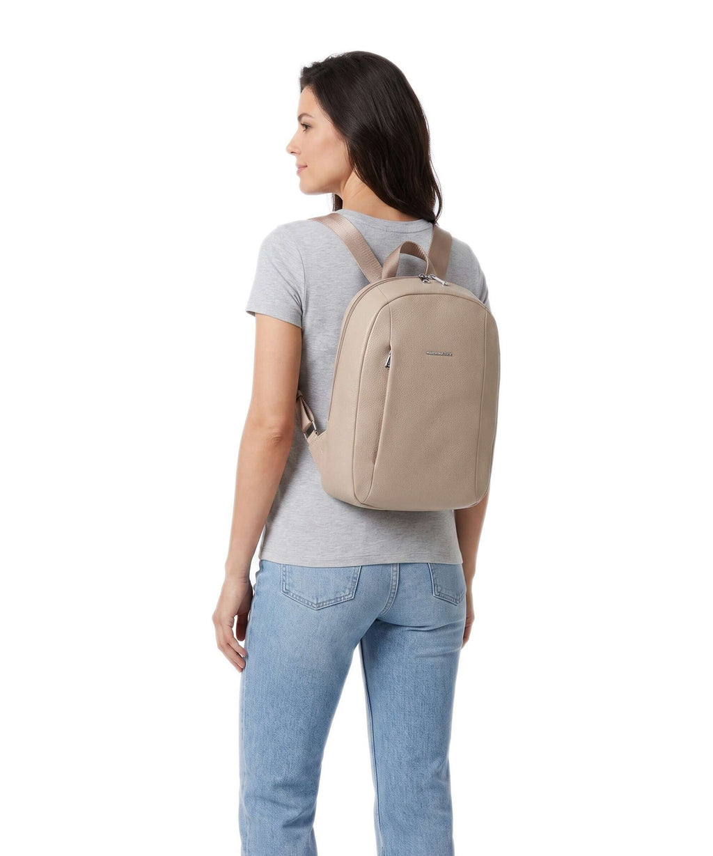 Mandarina Duck Mellow Leather Backpack warm taupe