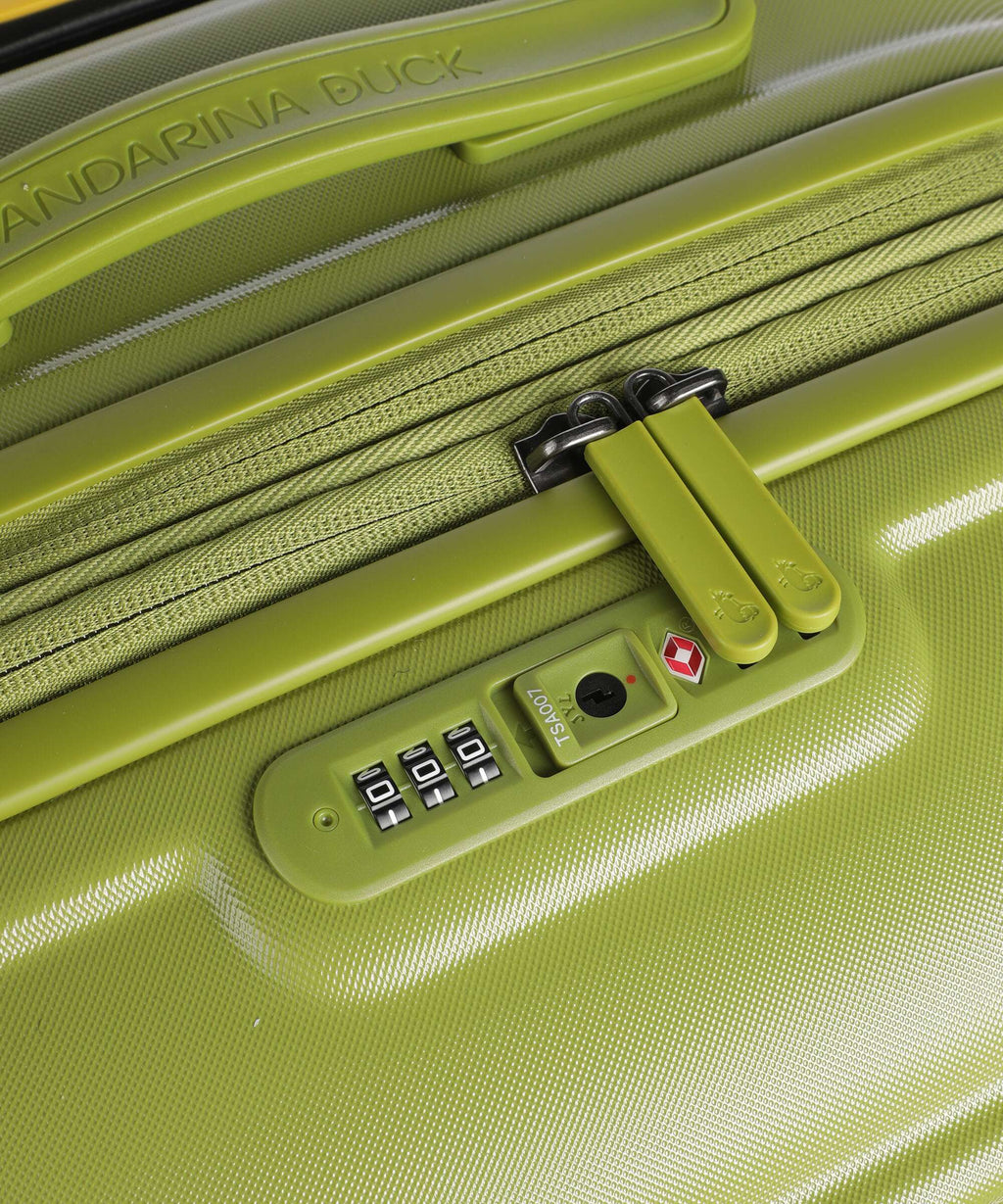 Mandarina Duck Logoduck+ Spinner (4 wheels) winter olive