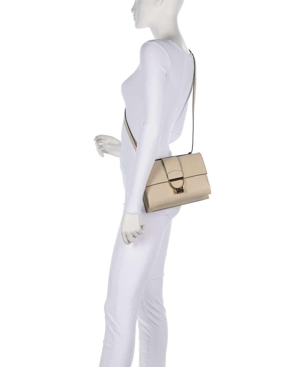 Coccinelle Arlettis Shoulder bag sandshell