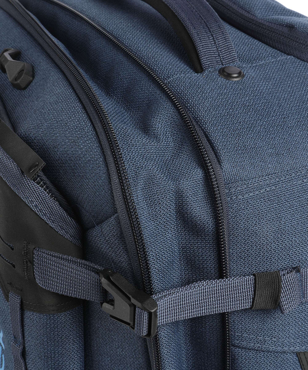 Eagle Creek Gear Warrior Carry On Spinner (4 wheels) blue jay