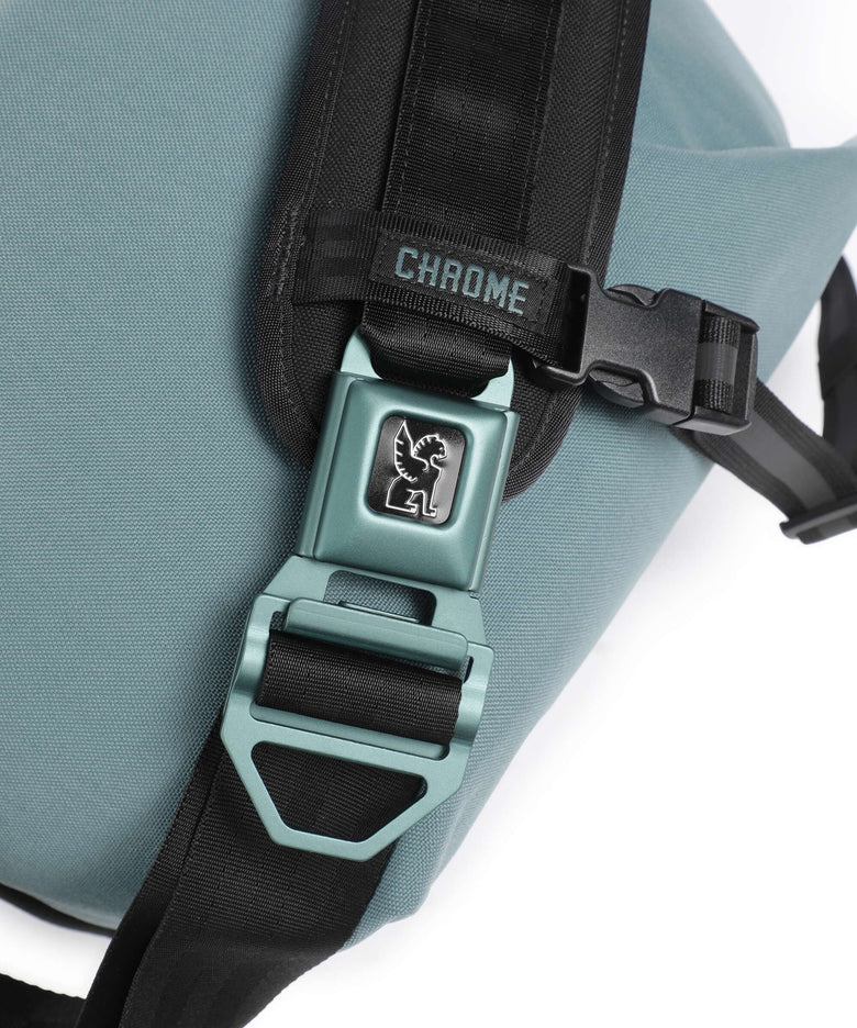 Chrome Citizen 15 Messenger bag steel blue