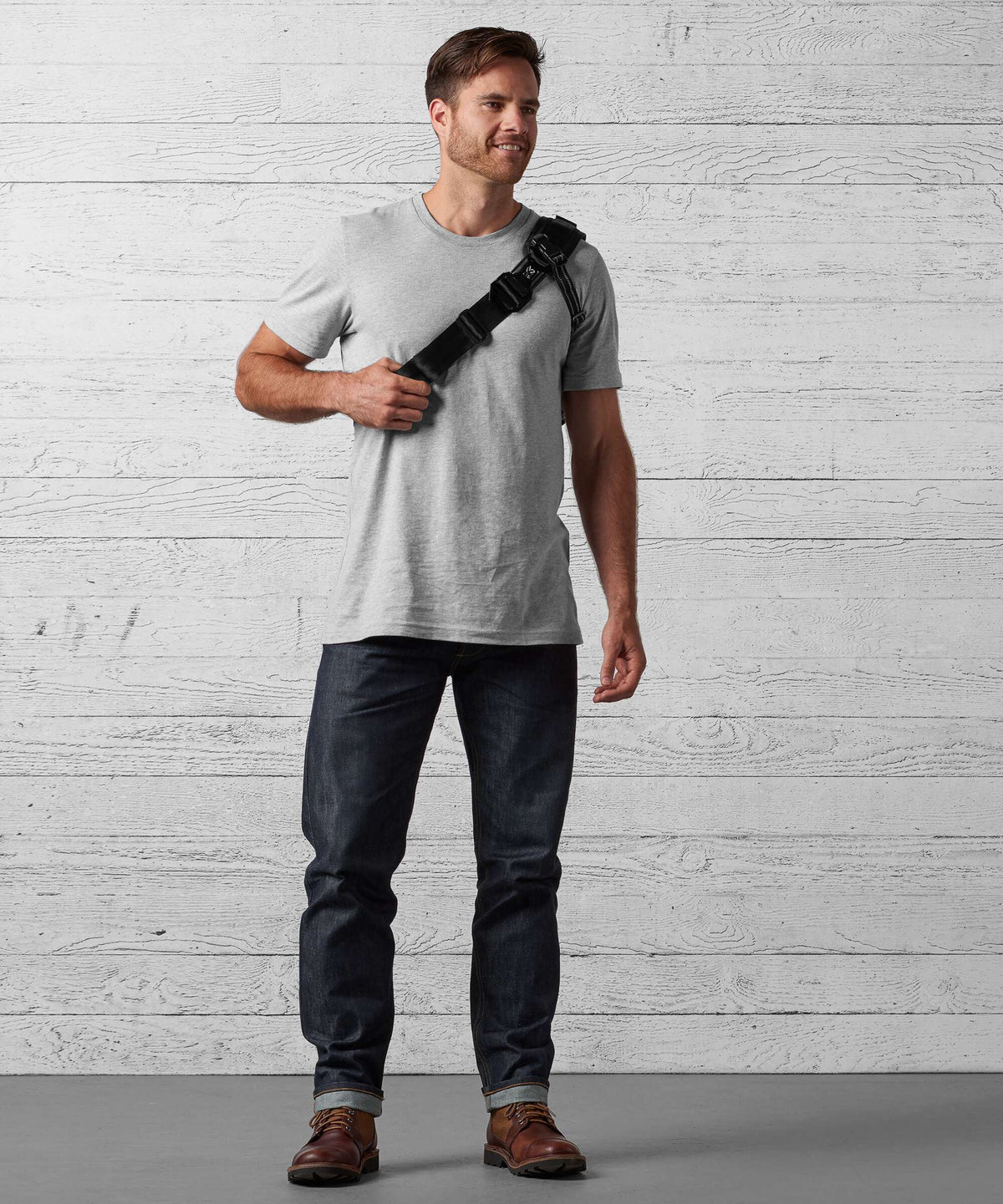 Chrome Kadet Sling bag coyote
