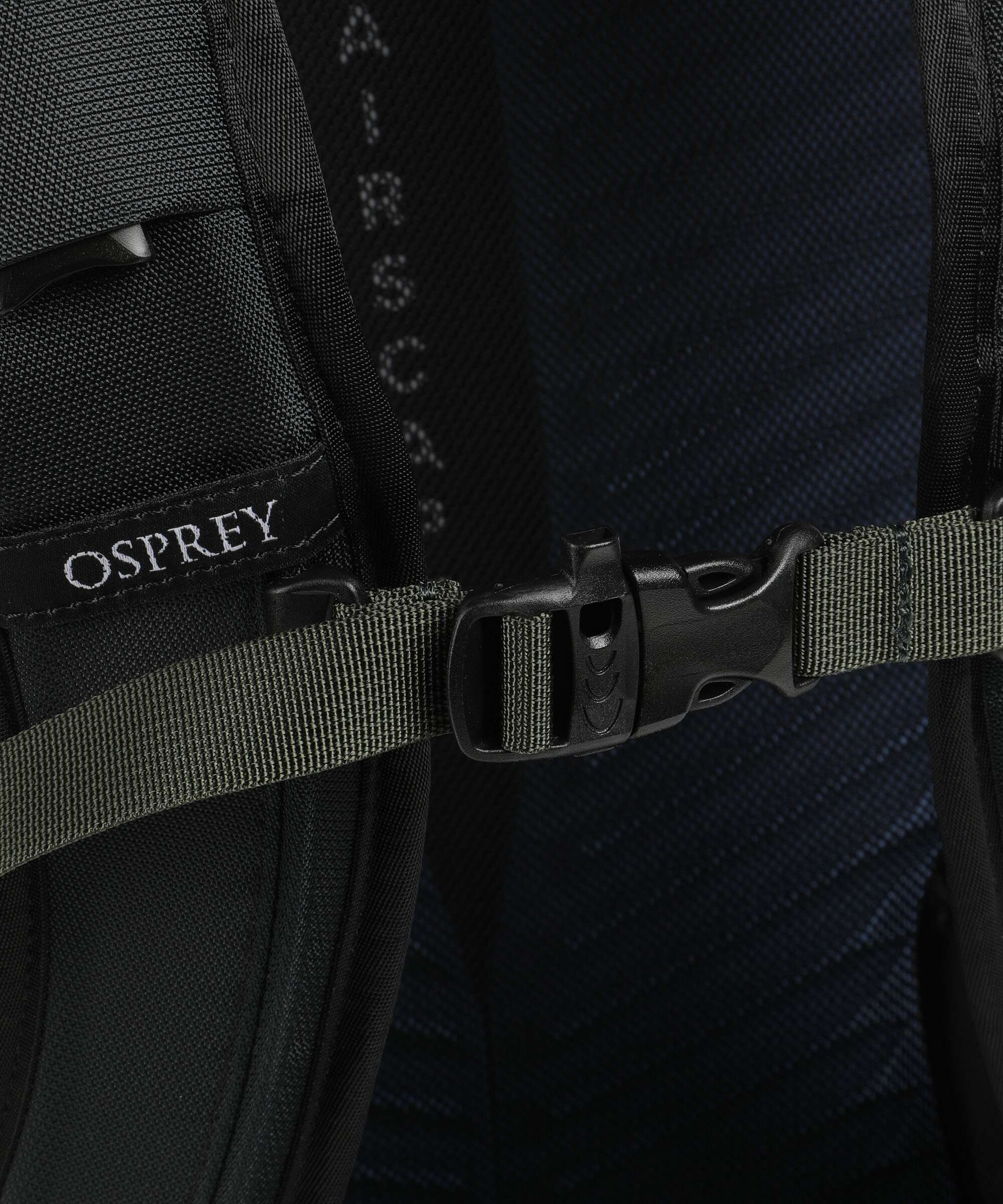 Osprey Farpoint 40 Travel backpack gopher green