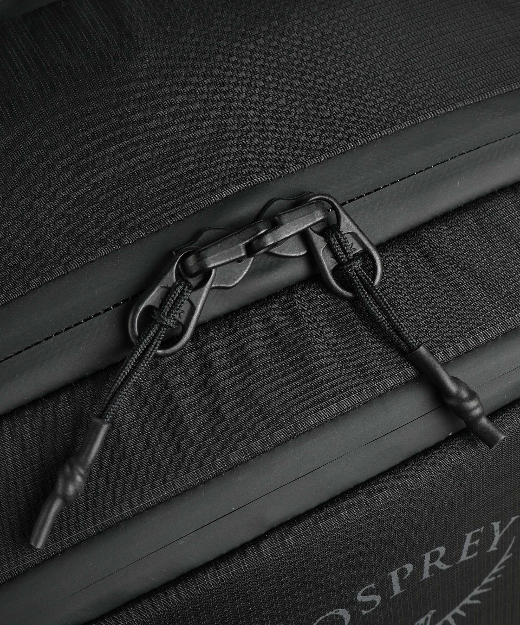 Osprey Ozone 85 Spinner (4 wheels) black