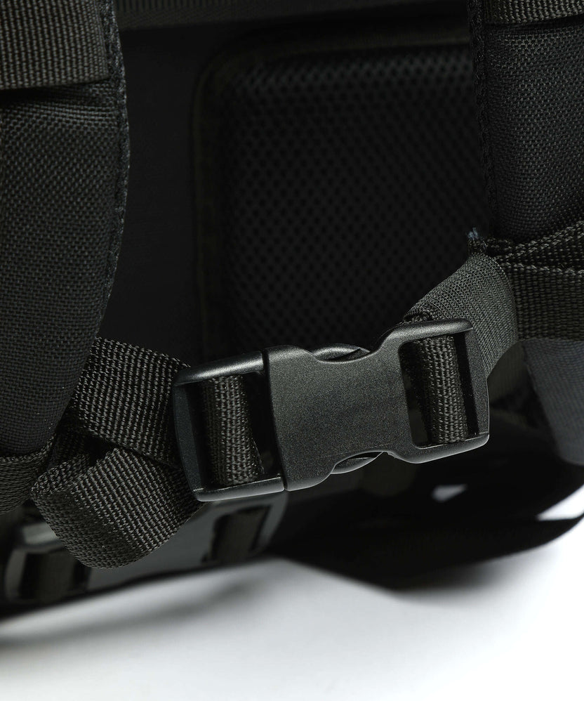 Aleon Classic 17 Backpack onyx