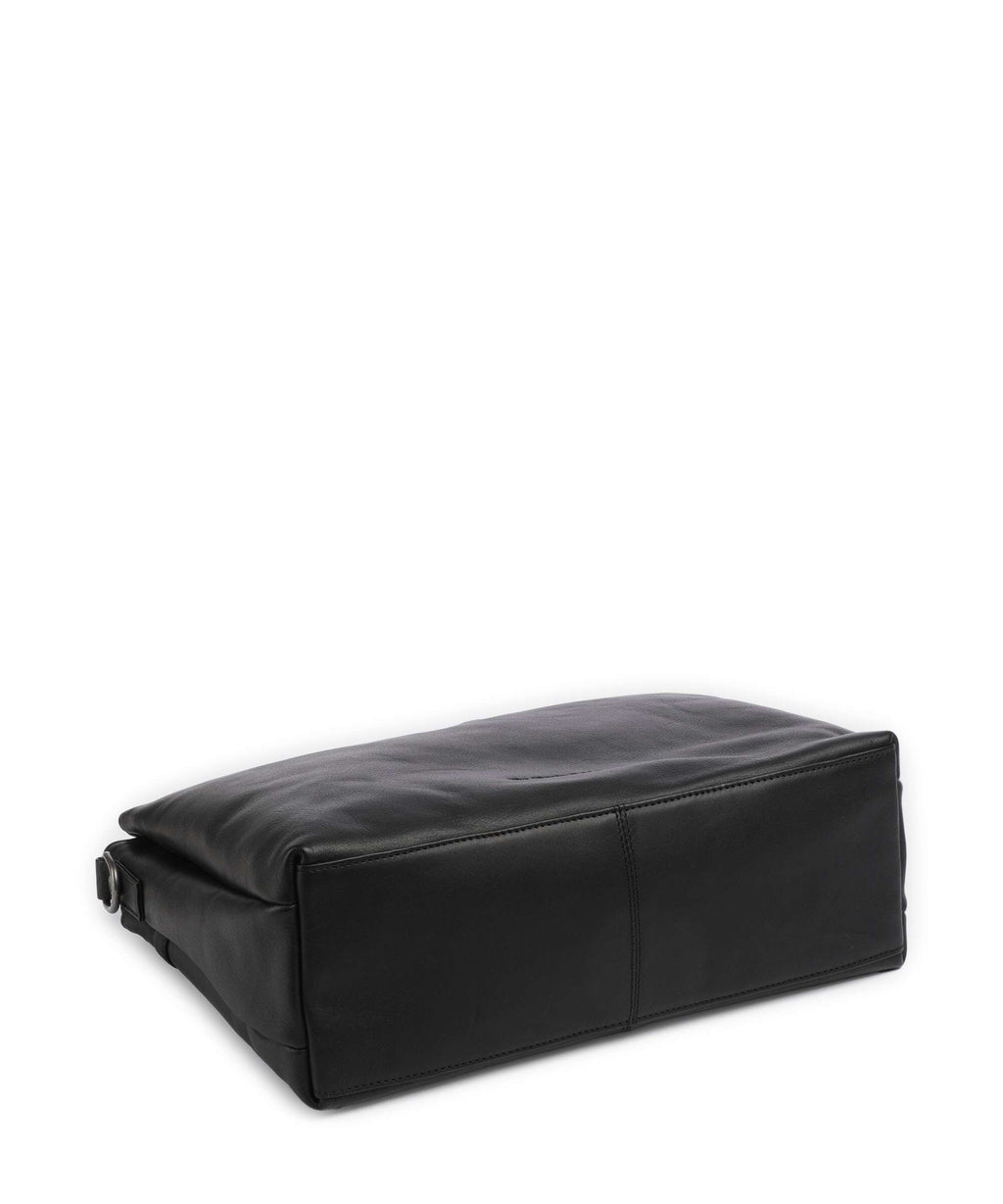 The Chesterfield Brand Wax Pull Up Cow Valmonte Handbag black