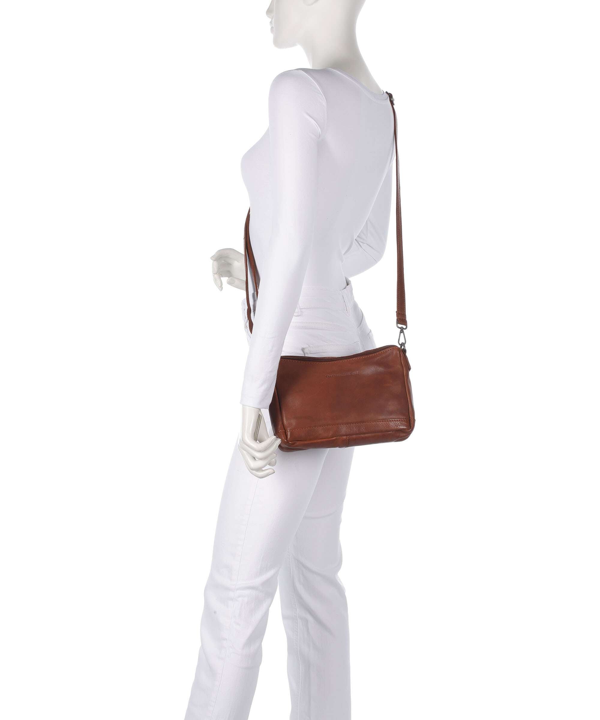 The Chesterfield Brand Washed Waxed Cow Irving Shoulder bag cognac