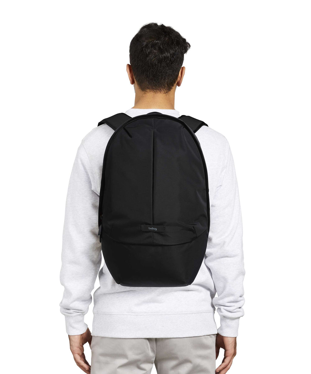 Bellroy Classic 24 Plus Backpack navy