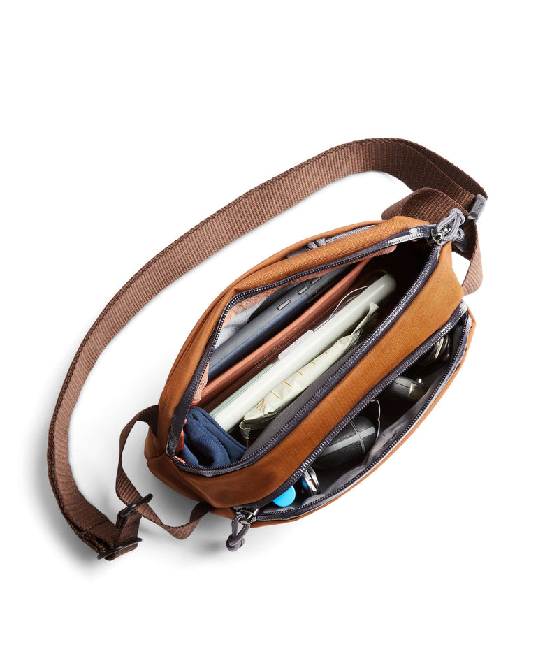 Bellroy Venture 2.5 Ready Fanny pack bronze