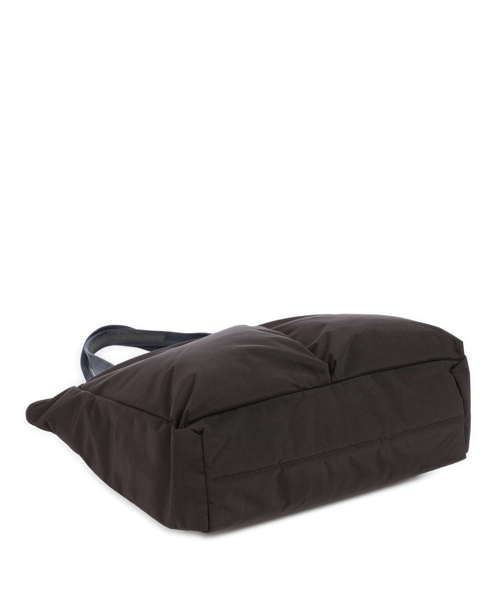 Bellroy Tokyo 15L Wonder Tote bag deep plum