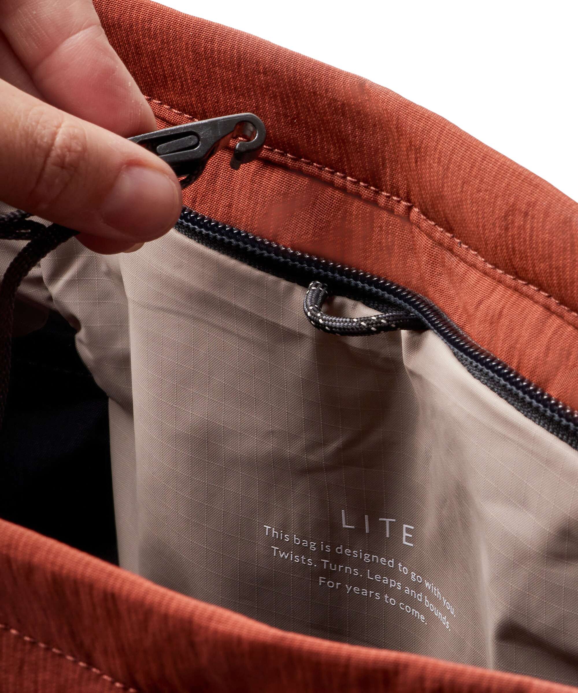 Bellroy Lite 18 Backpack bag clay