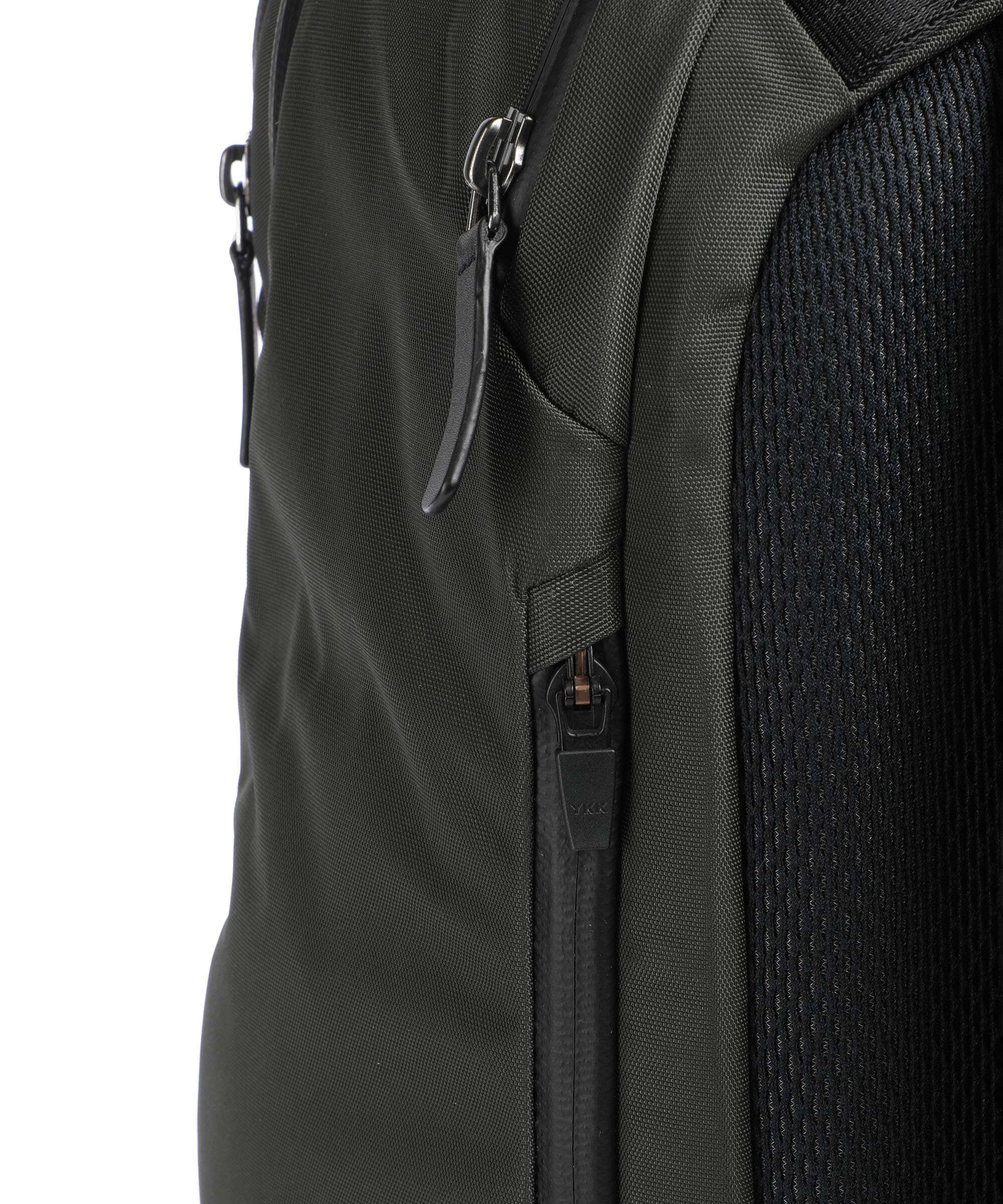 Bellroy Transit 28 Pro Backpack olive