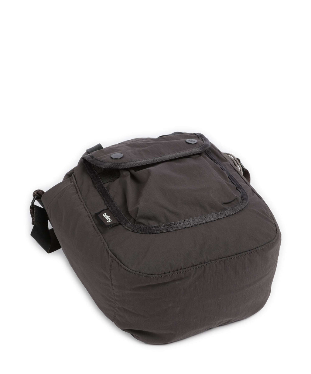 Bellroy Cinch 9 Bucket bag charcoal