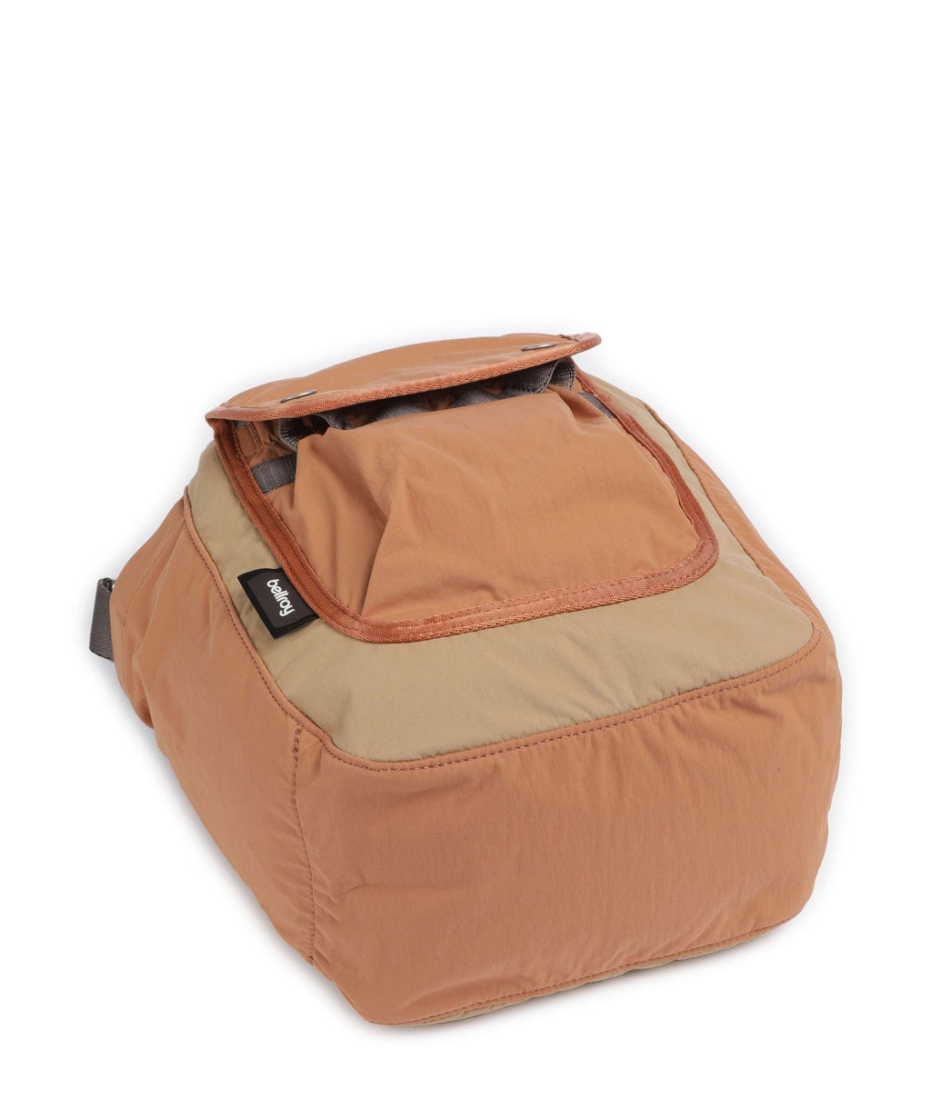 Bellroy Cinch 9 Bucket bag sand dune