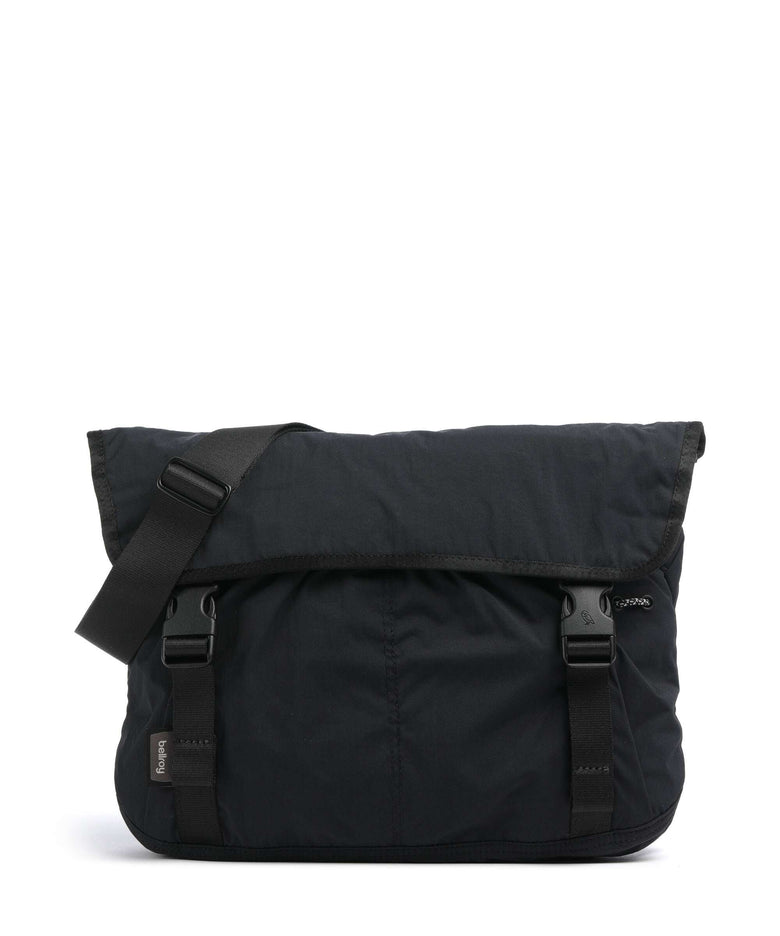 Bellroy Cinch 12 Messenger bag black