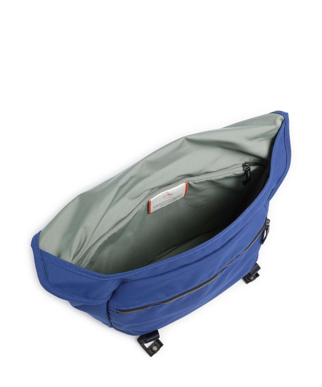 Bellroy Classic Messenger bag indigo